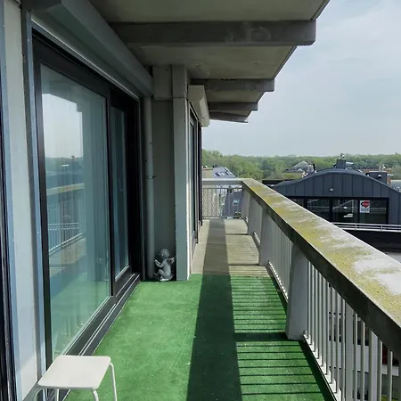 & Licht Met Groot L Terras - Zicht Op Mercator Ostenda